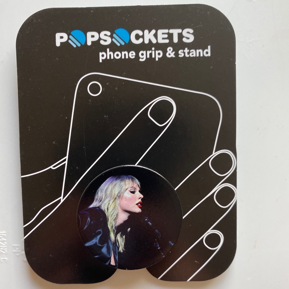 Taylor swift phone grip